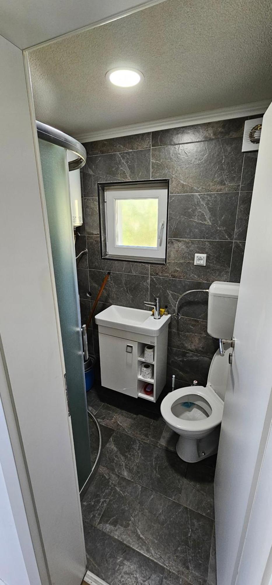 Apartmani Roki Tuzla Ngoại thất bức ảnh