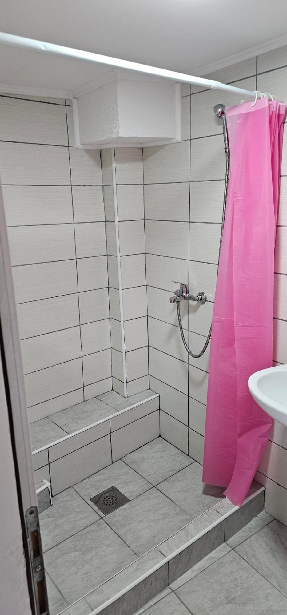 Apartmani Roki Tuzla Ngoại thất bức ảnh