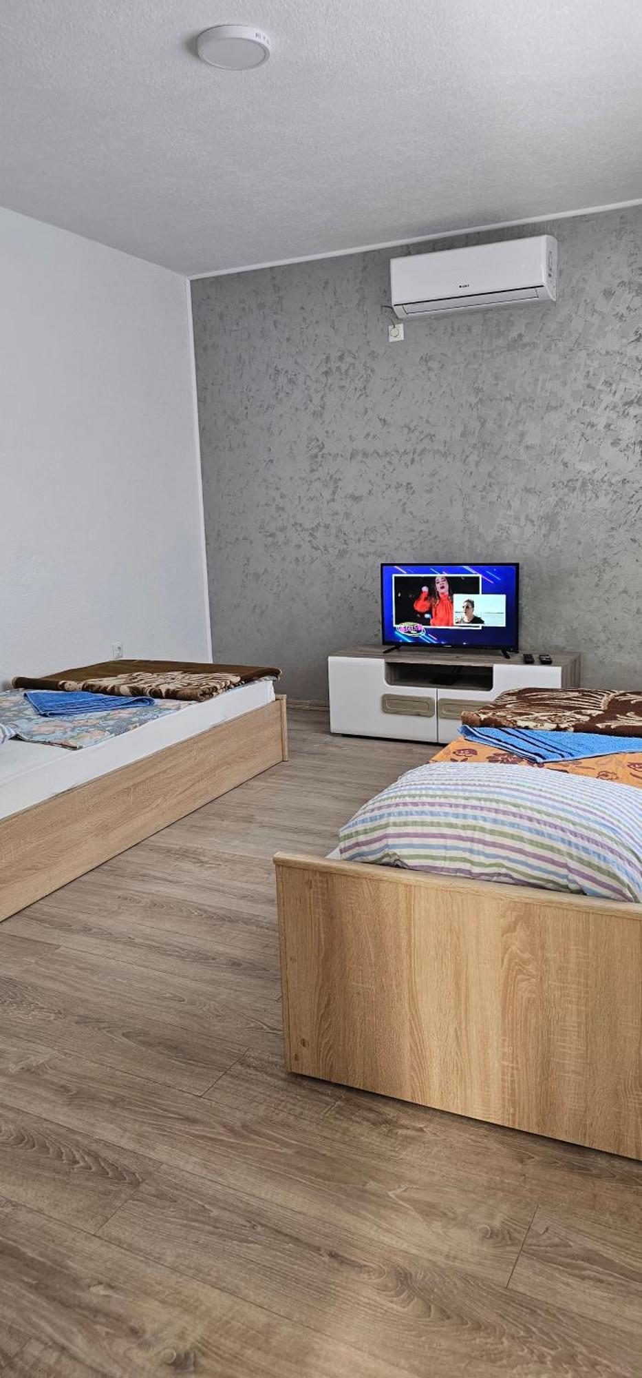 Apartmani Roki Tuzla Ngoại thất bức ảnh